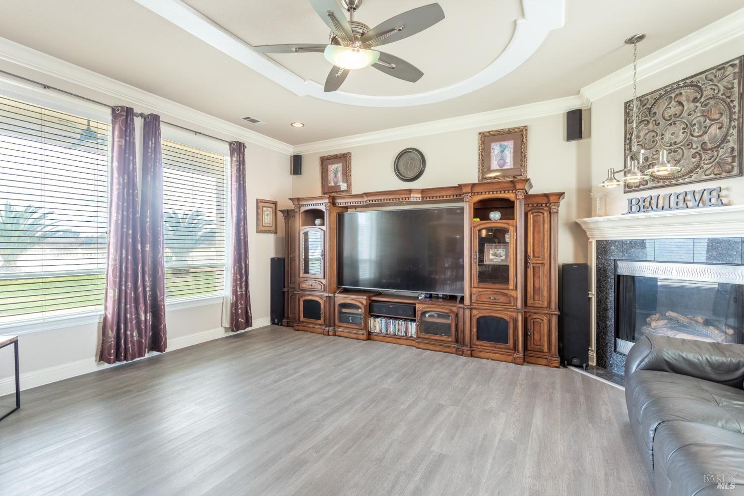 Detail Gallery Image 16 of 58 For 7605 Churn Creek Rd, Redding,  CA 96002 - 5 Beds | 2/1 Baths