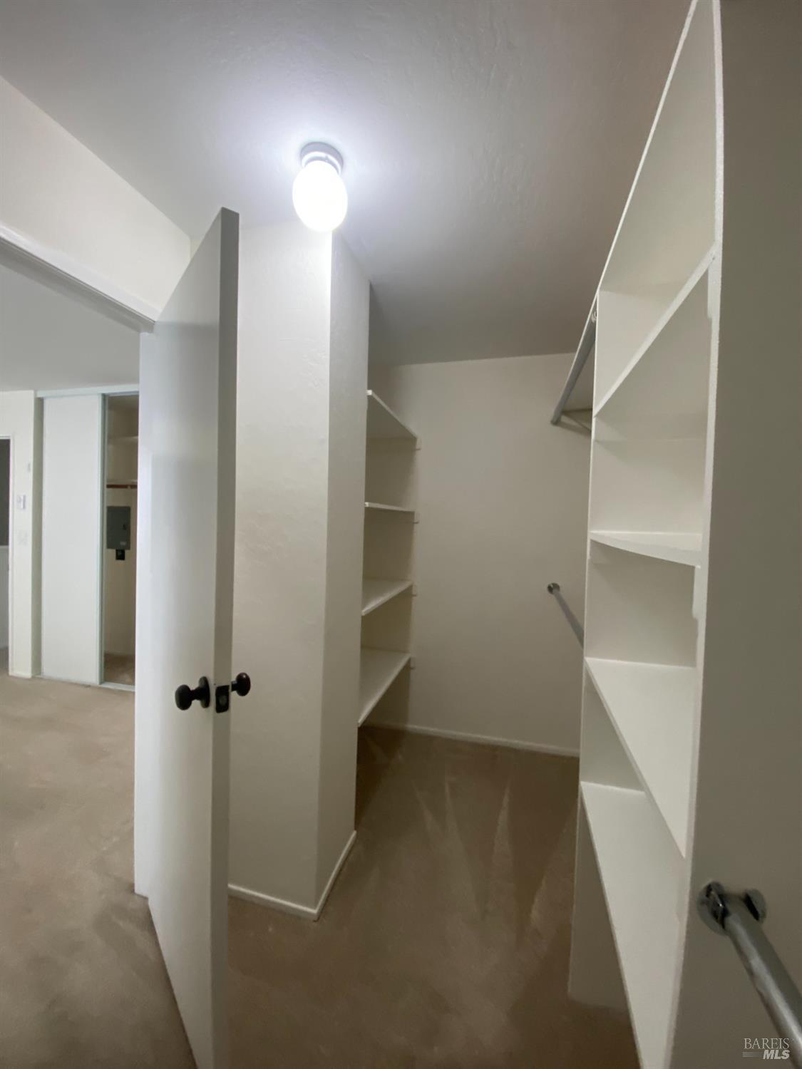 Detail Gallery Image 12 of 15 For 233 Marin Valley Dr, Novato,  CA 94949 - 2 Beds | 1/1 Baths