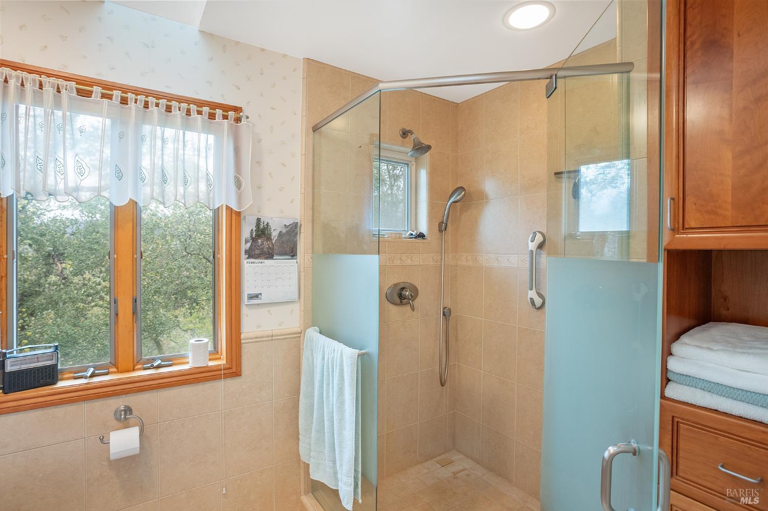 Detail Gallery Image 33 of 91 For 17650 High Rd, Sonoma,  CA 95476 - 3 Beds | 3/1 Baths