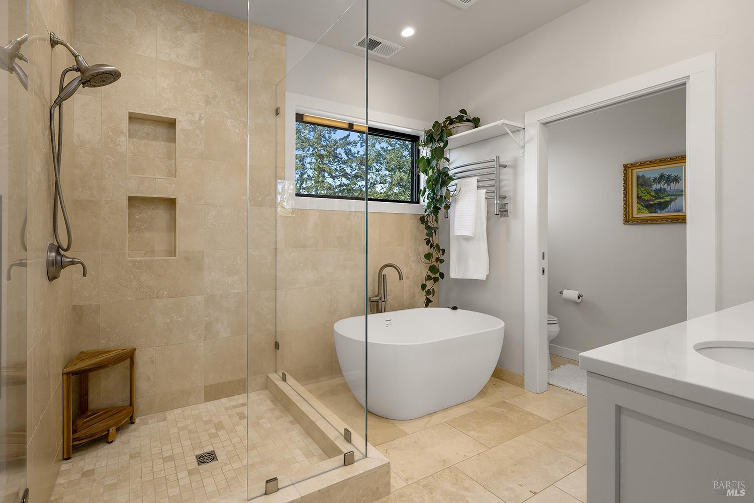 Detail Gallery Image 25 of 54 For 1750 Crystal Springs Ct, Santa Rosa,  CA 95404 - 3 Beds | 2 Baths