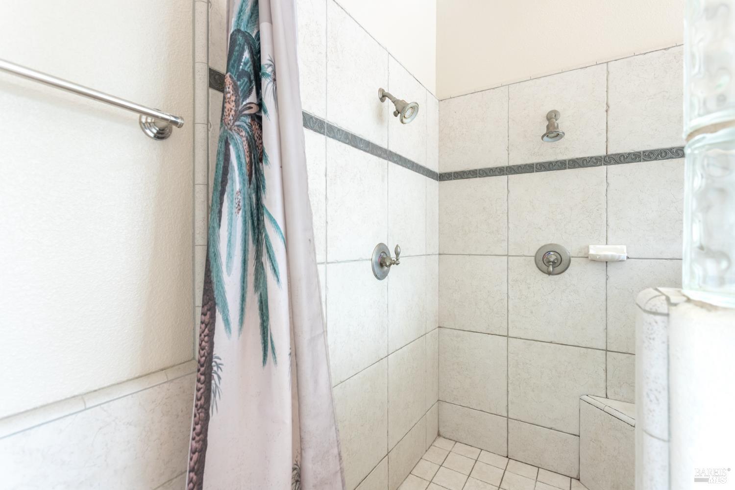 Detail Gallery Image 27 of 58 For 7605 Churn Creek Rd, Redding,  CA 96002 - 5 Beds | 2/1 Baths