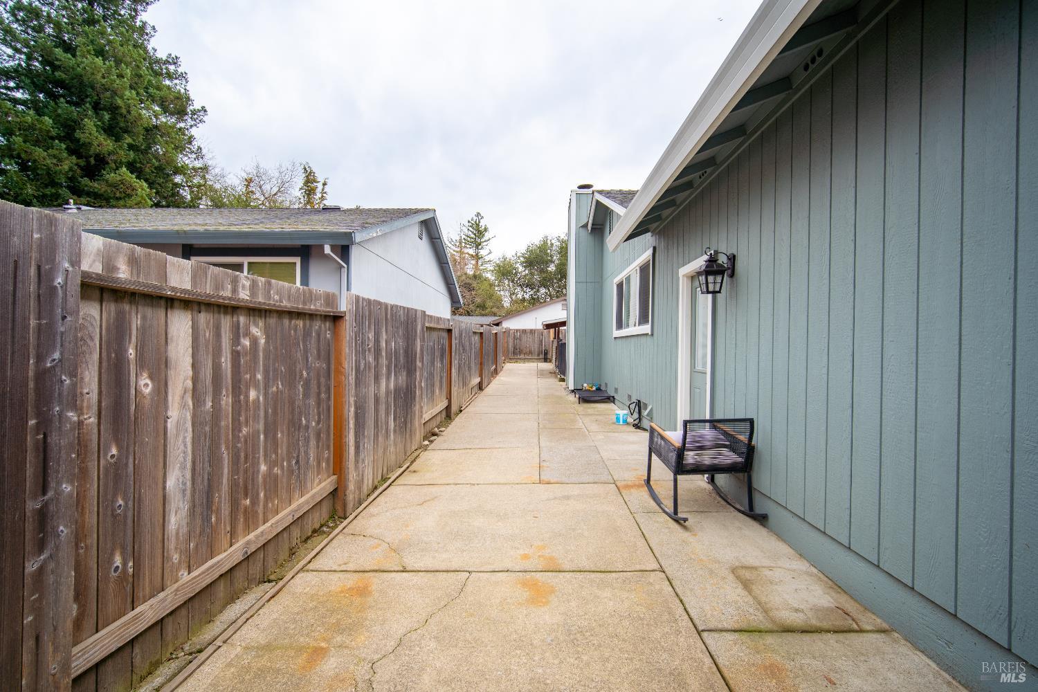 Detail Gallery Image 36 of 49 For 1243 Eleanor Ave, Rohnert Park,  CA 94928 - 3 Beds | 2 Baths