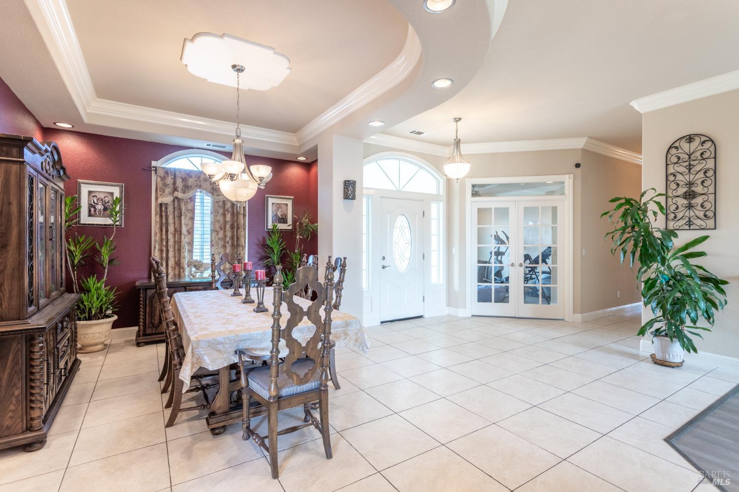 Detail Gallery Image 19 of 58 For 7605 Churn Creek Rd, Redding,  CA 96002 - 5 Beds | 2/1 Baths