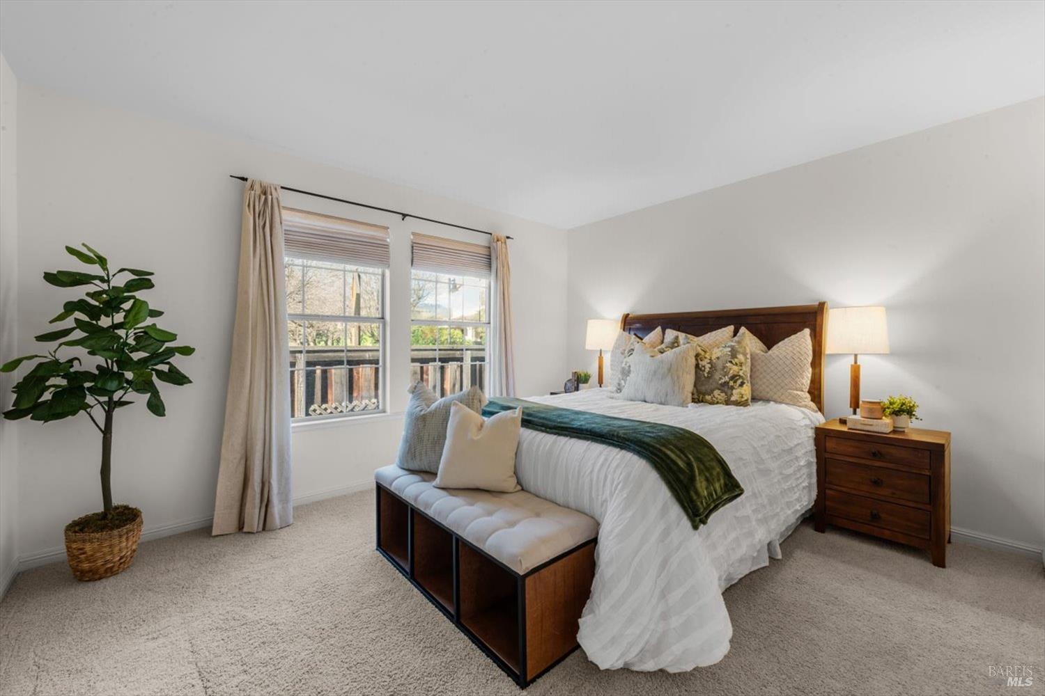 Detail Gallery Image 31 of 44 For 2004 Oak Cir, Yountville,  CA 94599 - 3 Beds | 2 Baths