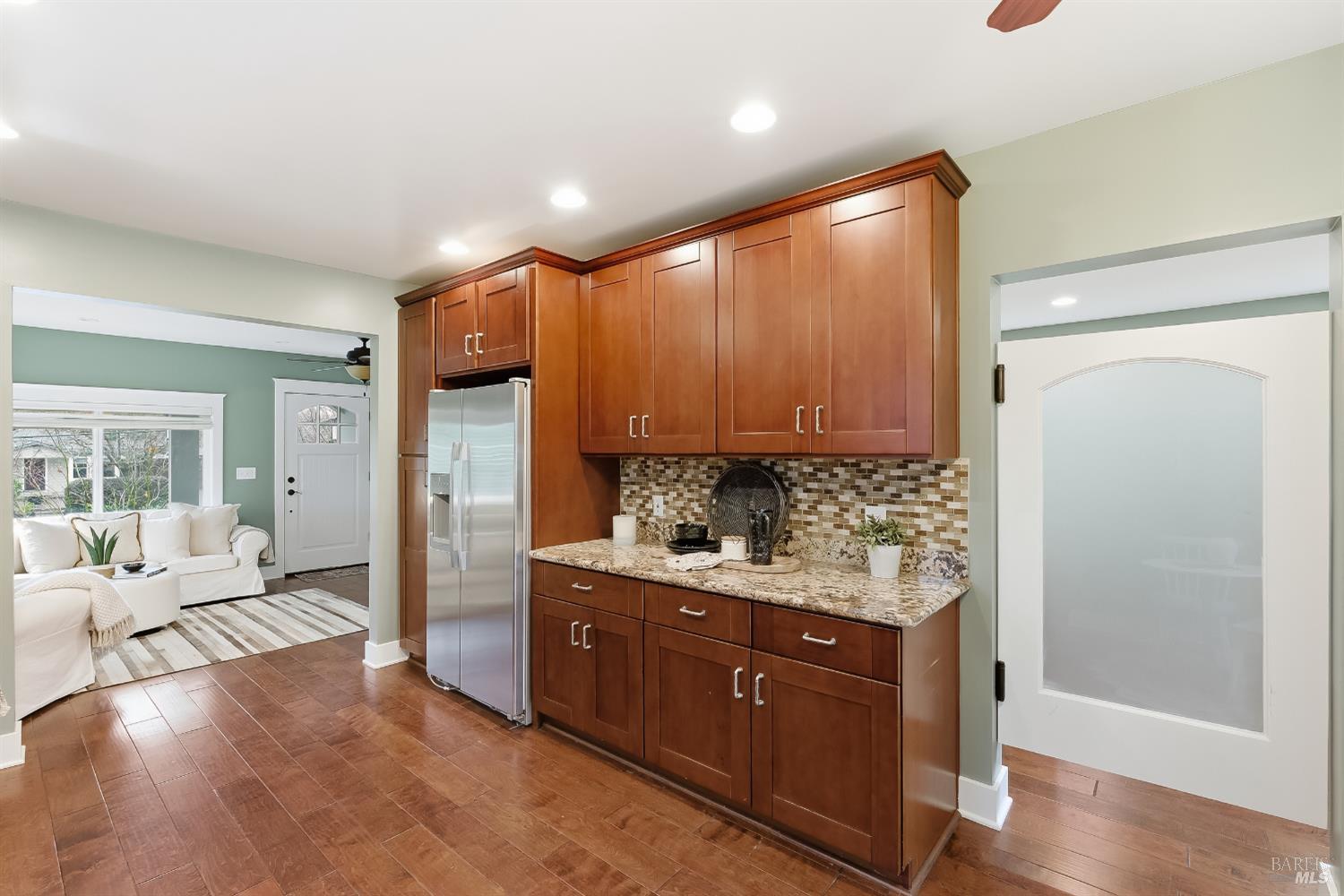 Detail Gallery Image 13 of 34 For 225 Berna Ave, Napa,  CA 94559 - 3 Beds | 2/1 Baths