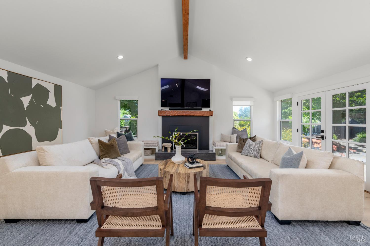 Detail Gallery Image 22 of 65 For 2501 Pinot Way, Saint Helena,  CA 94574 - 5 Beds | 3/1 Baths