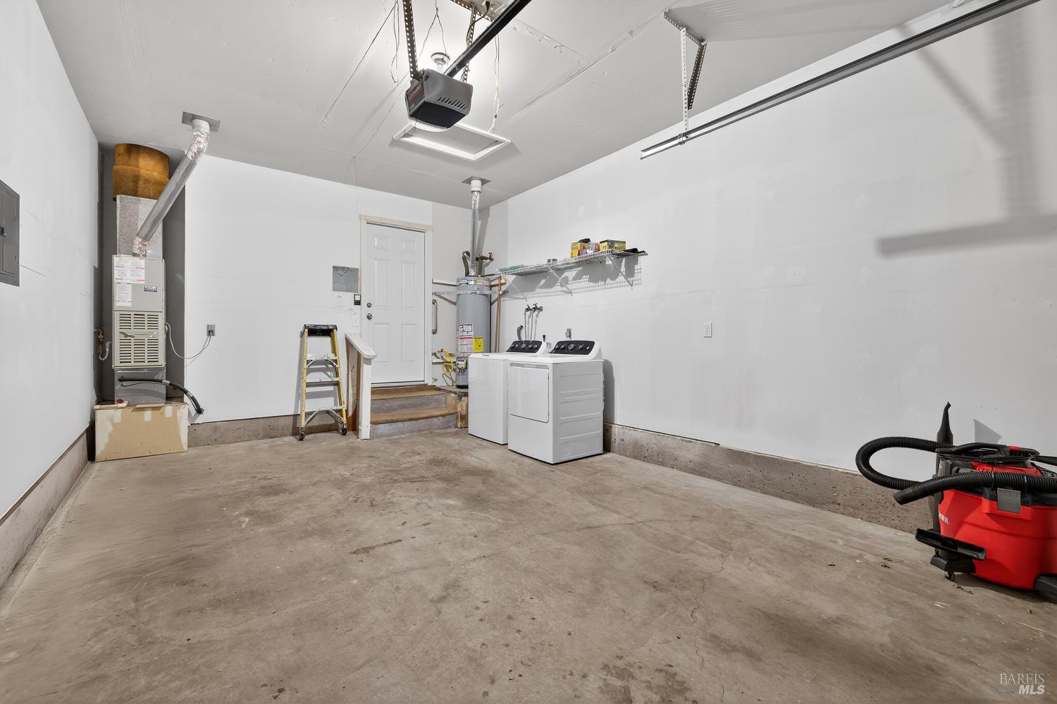 Detail Gallery Image 20 of 24 For 663 Spring Ln, Sonoma,  CA 95476 - 2 Beds | 1 Baths