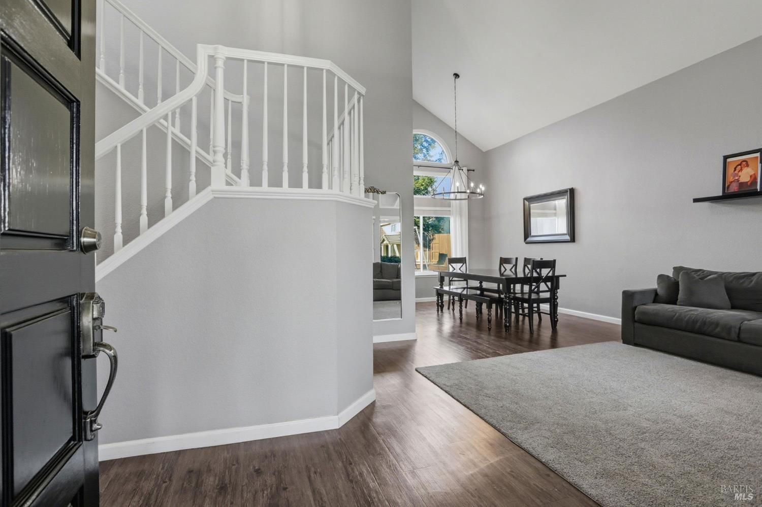 Detail Gallery Image 5 of 52 For 708 Owl Dr, Vacaville,  CA 95687 - 4 Beds | 3 Baths