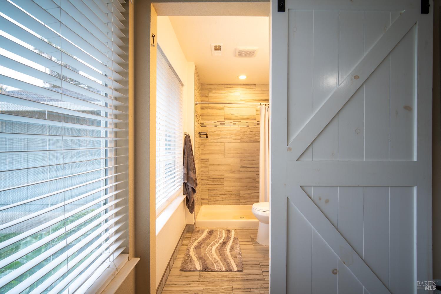 Detail Gallery Image 29 of 49 For 1243 Eleanor Ave, Rohnert Park,  CA 94928 - 3 Beds | 2 Baths