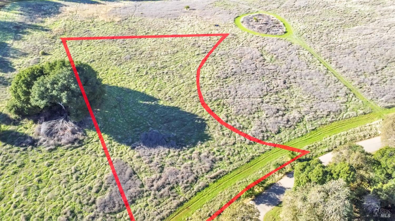 Detail Gallery Image 7 of 28 For 8249 Point Dr, Kelseyville,  CA 95451 - – Beds | – Baths