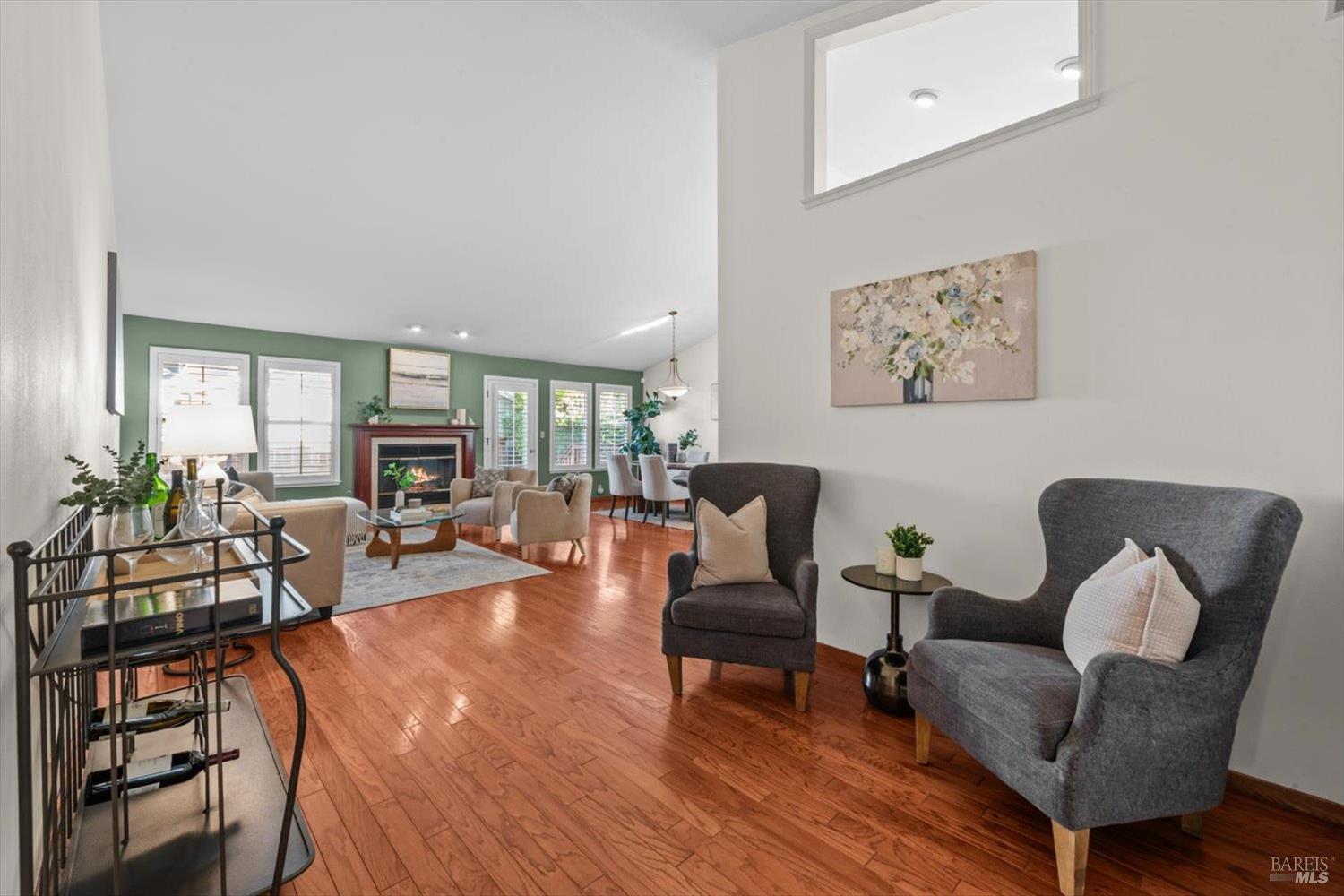 Detail Gallery Image 14 of 44 For 2004 Oak Cir, Yountville,  CA 94599 - 3 Beds | 2 Baths