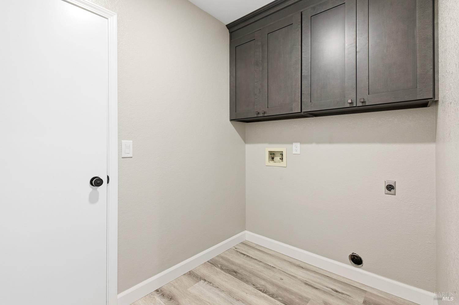 Detail Gallery Image 30 of 54 For 1121 Willow Ln, Fairfield,  CA 94533 - 4 Beds | 3 Baths