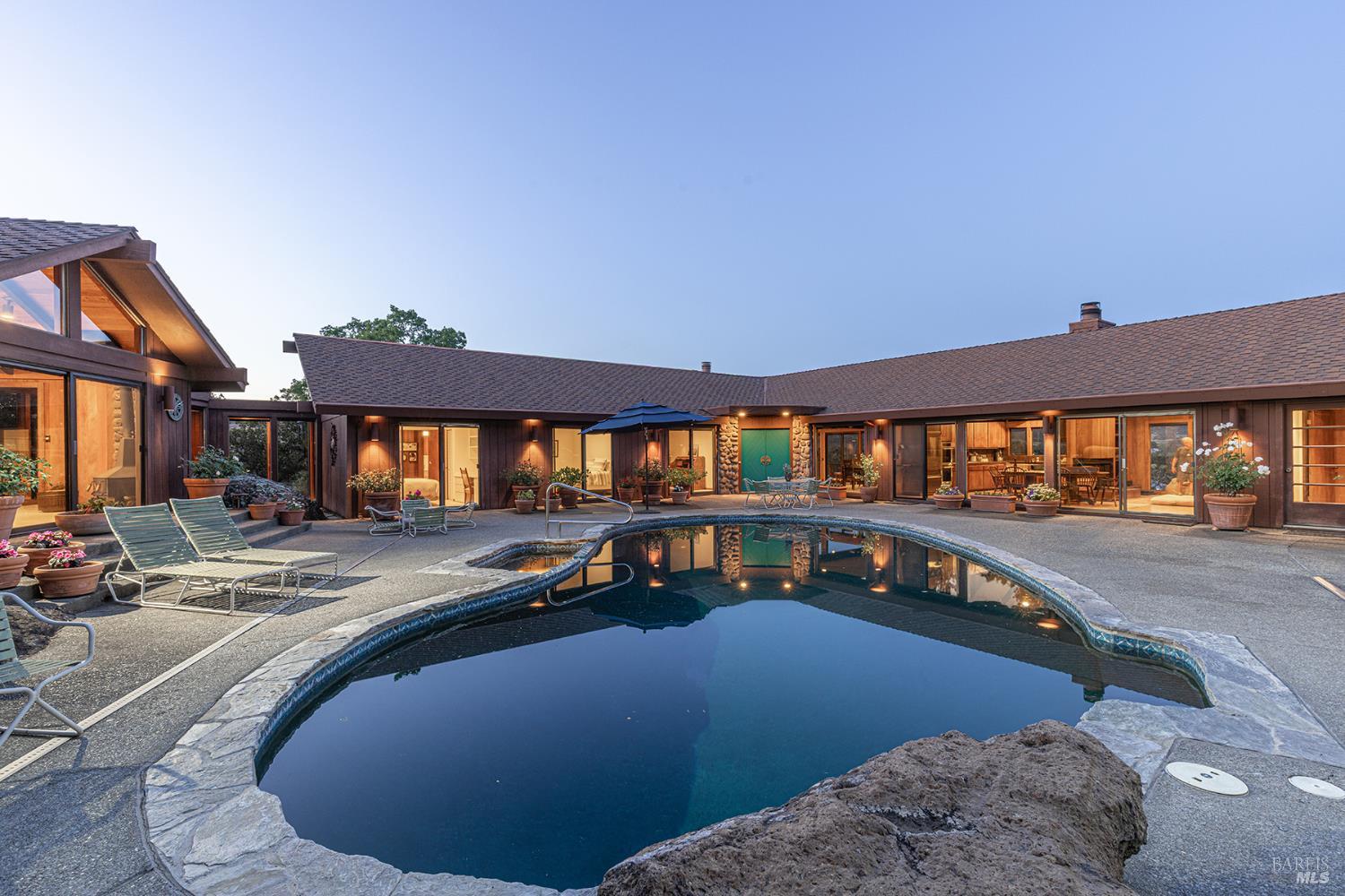 Detail Gallery Image 56 of 64 For 2231 1st Ave, Napa,  CA 94558 - 4 Beds | 3/1 Baths