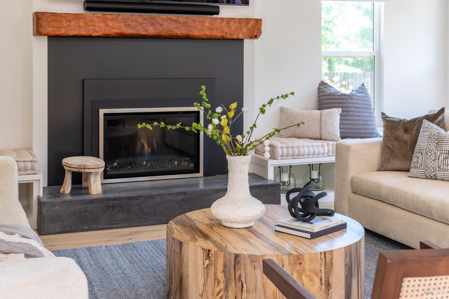 Detail Gallery Image 23 of 65 For 2501 Pinot Way, Saint Helena,  CA 94574 - 5 Beds | 3/1 Baths