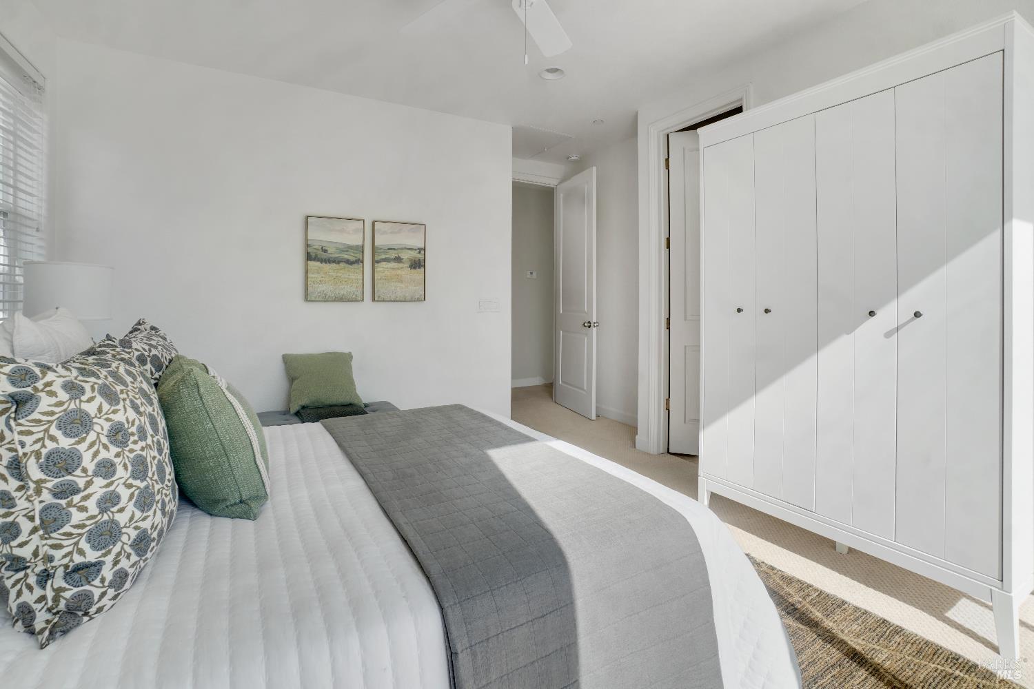 Detail Gallery Image 14 of 30 For 113 Firefly Ln, Napa,  CA 94558 - 3 Beds | 3/1 Baths