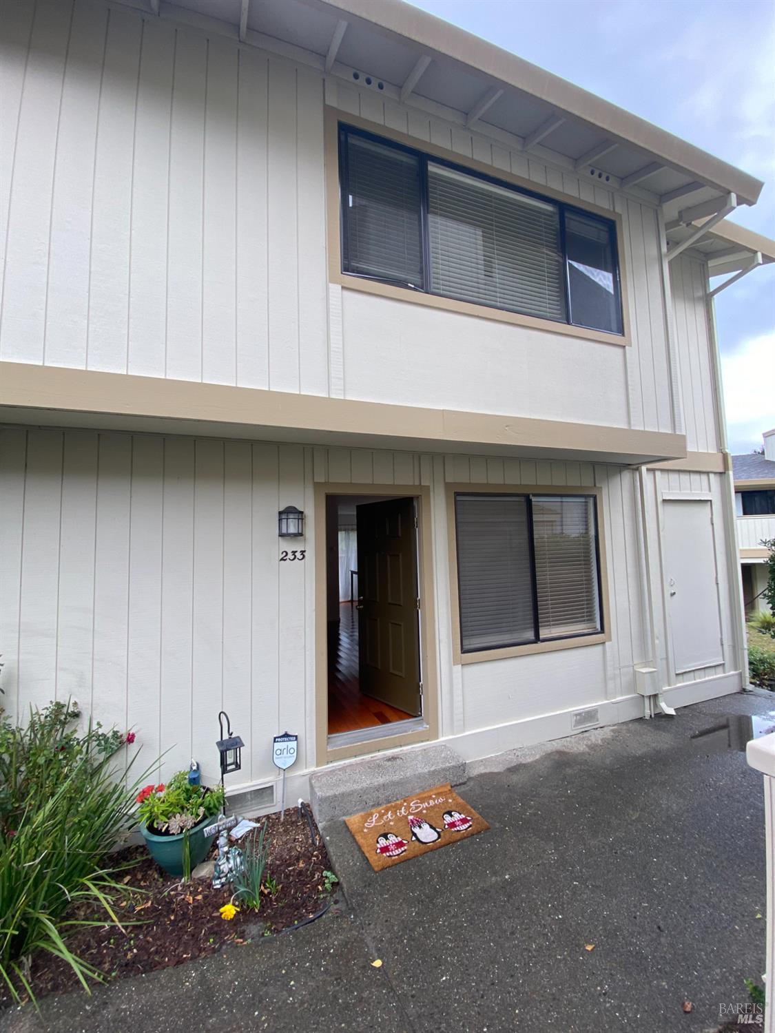 Front Image Thumbnail for BA326000823