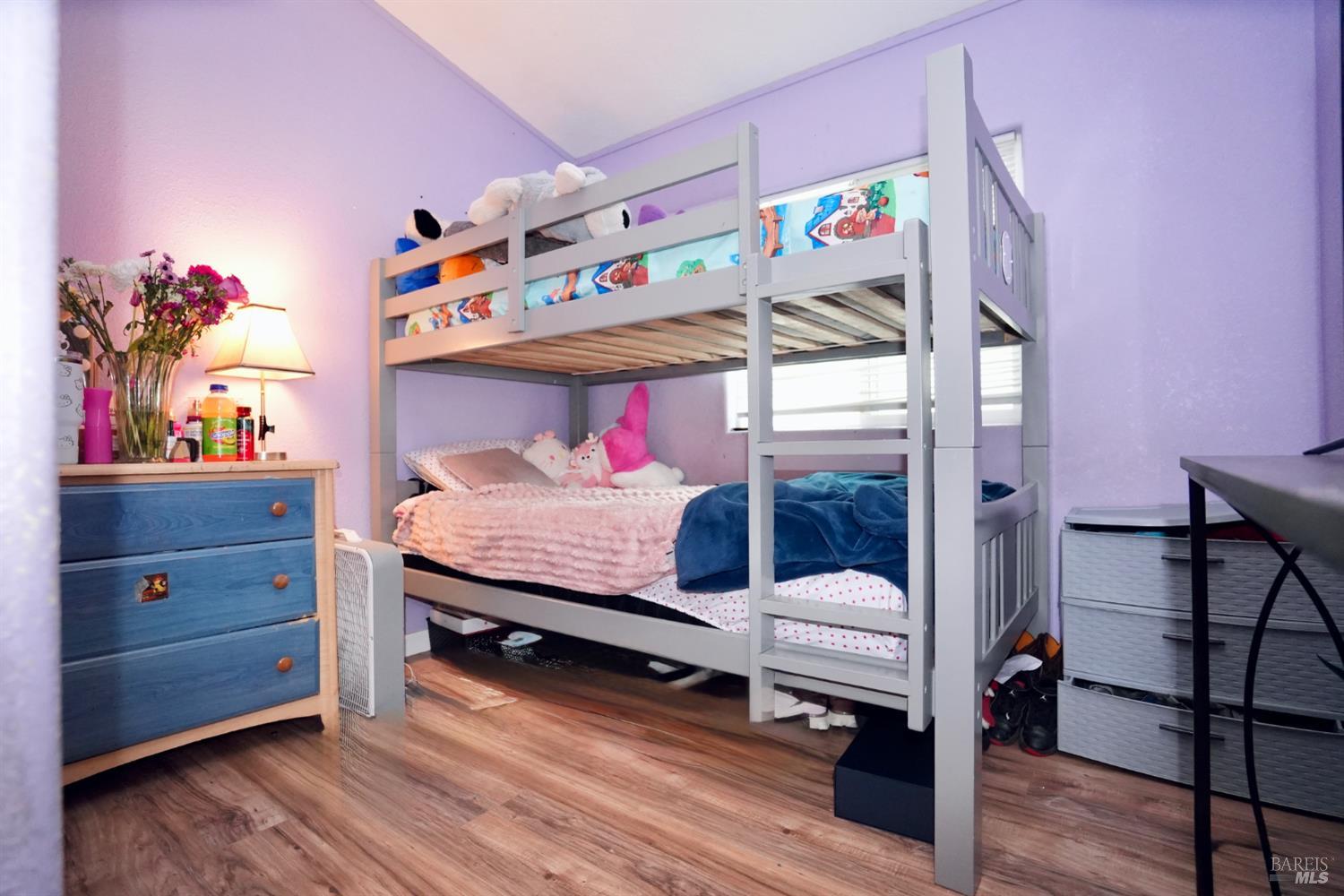 Detail Gallery Image 9 of 13 For 5379 Old Redwood Hwy 14, Santa Rosa,  CA 95403 - 2 Beds | 1 Baths