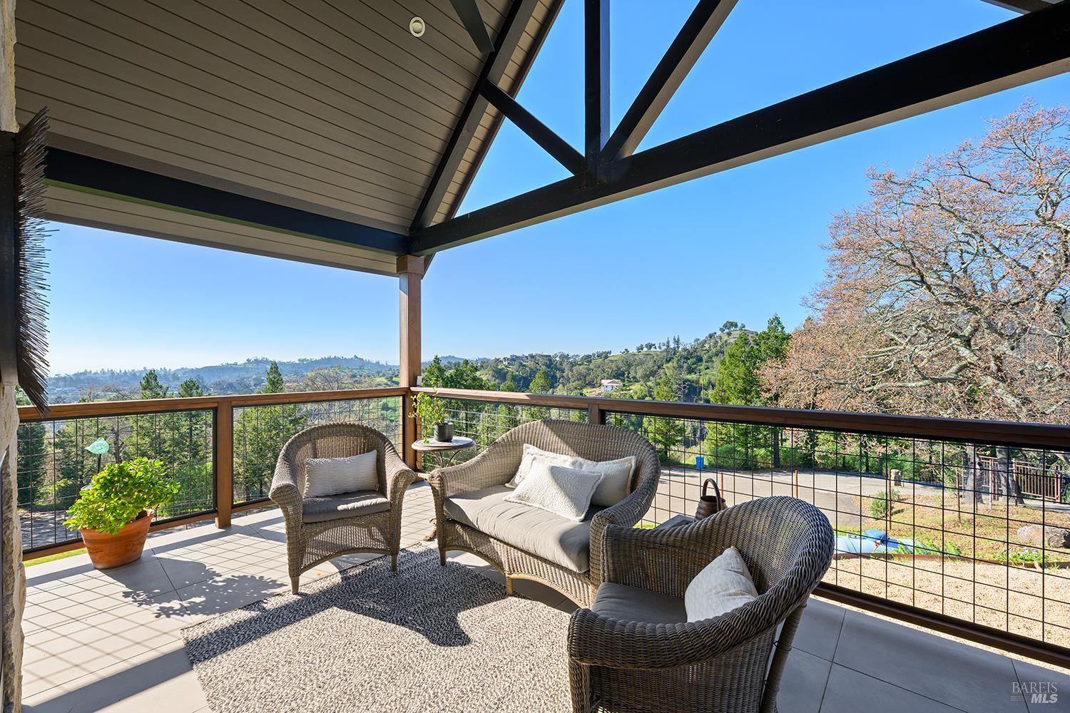Detail Gallery Image 19 of 54 For 1750 Crystal Springs Ct, Santa Rosa,  CA 95404 - 3 Beds | 2 Baths