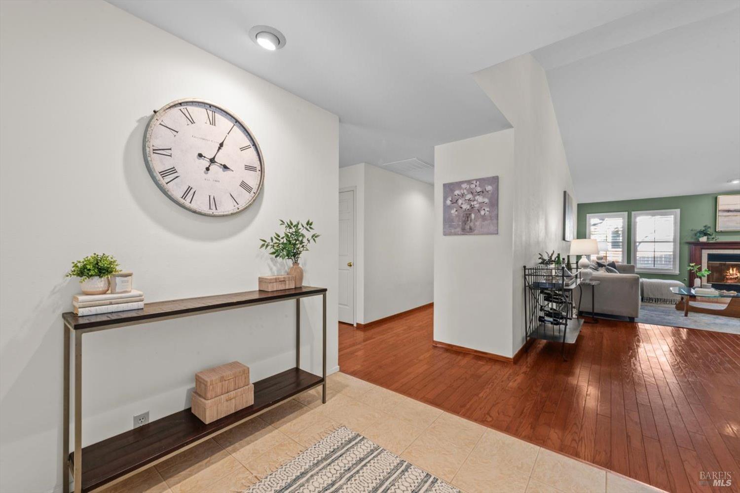 Detail Gallery Image 12 of 44 For 2004 Oak Cir, Yountville,  CA 94599 - 3 Beds | 2 Baths