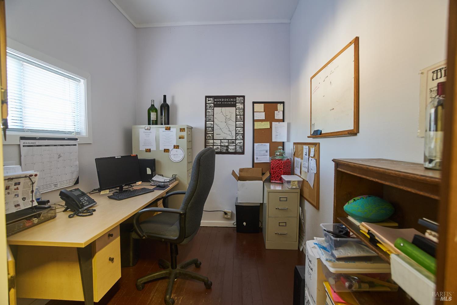 Detail Gallery Image 24 of 26 For 14600 S Highway 101, Hopland,  CA 95449 - – Beds | – Baths