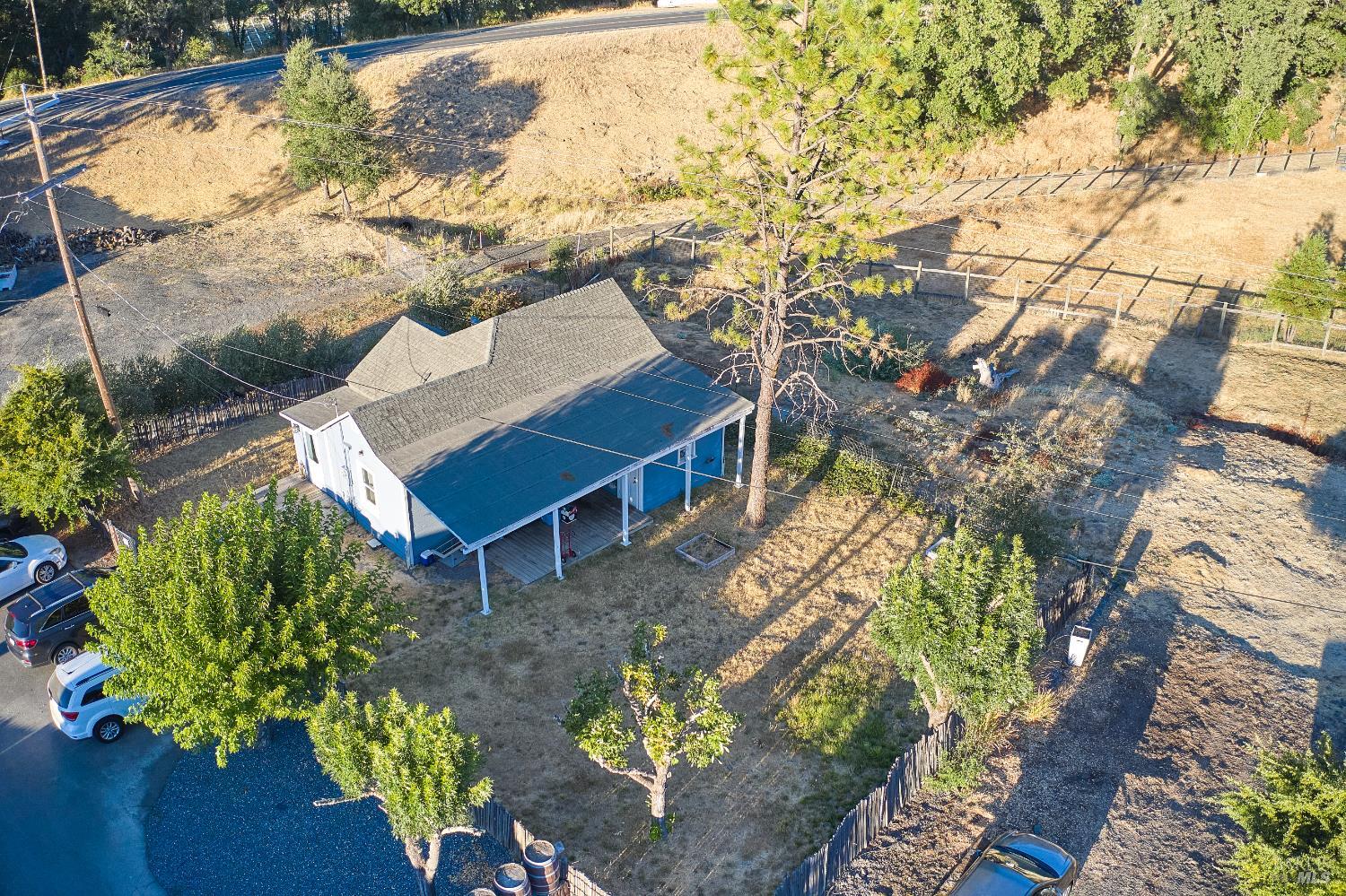 Detail Gallery Image 6 of 26 For 14600 S Highway 101, Hopland,  CA 95449 - – Beds | – Baths