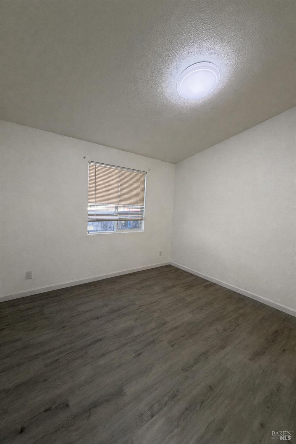 Detail Gallery Image 21 of 28 For 98 Leisure Park Cir, Santa Rosa,  CA 95401 - 4 Beds | 2 Baths