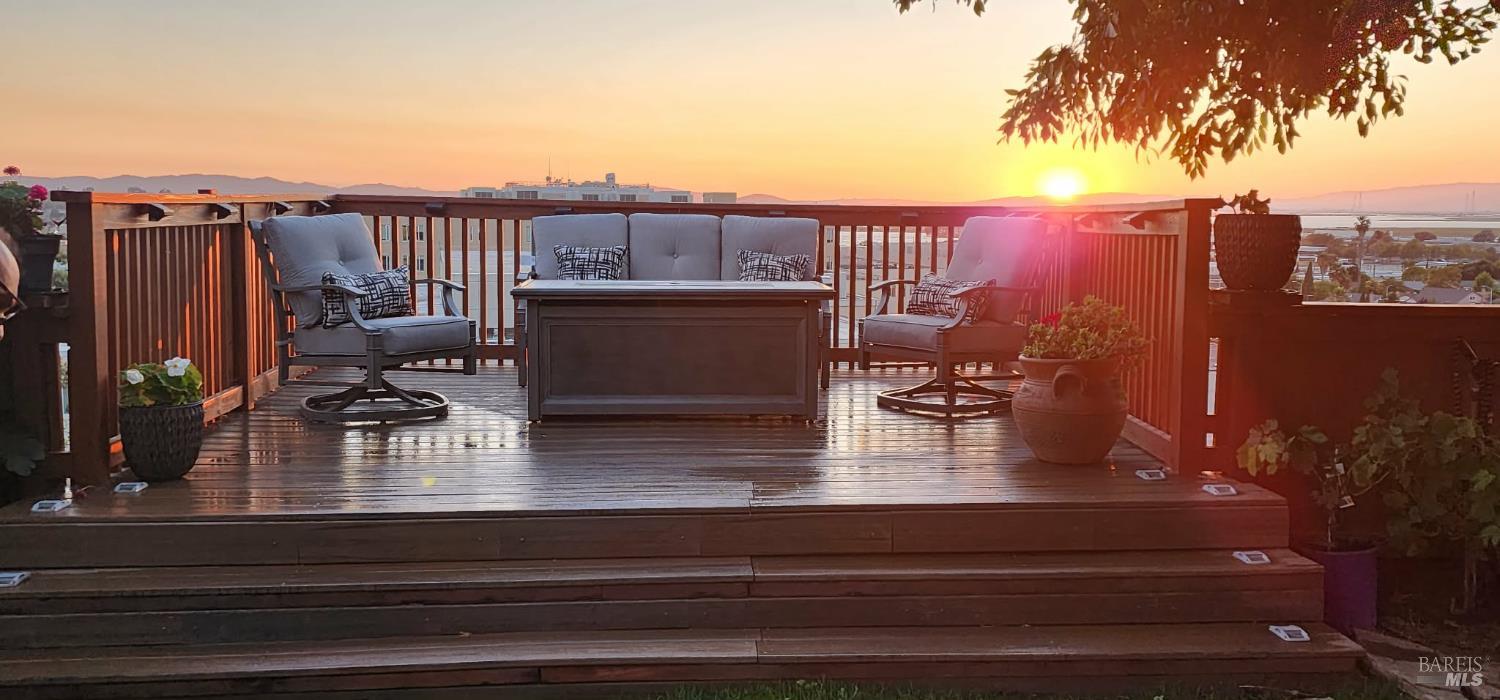 Detail Gallery Image 35 of 38 For 925 N Camino Alto Unkn, Vallejo,  CA 94589 - 3 Beds | 2 Baths