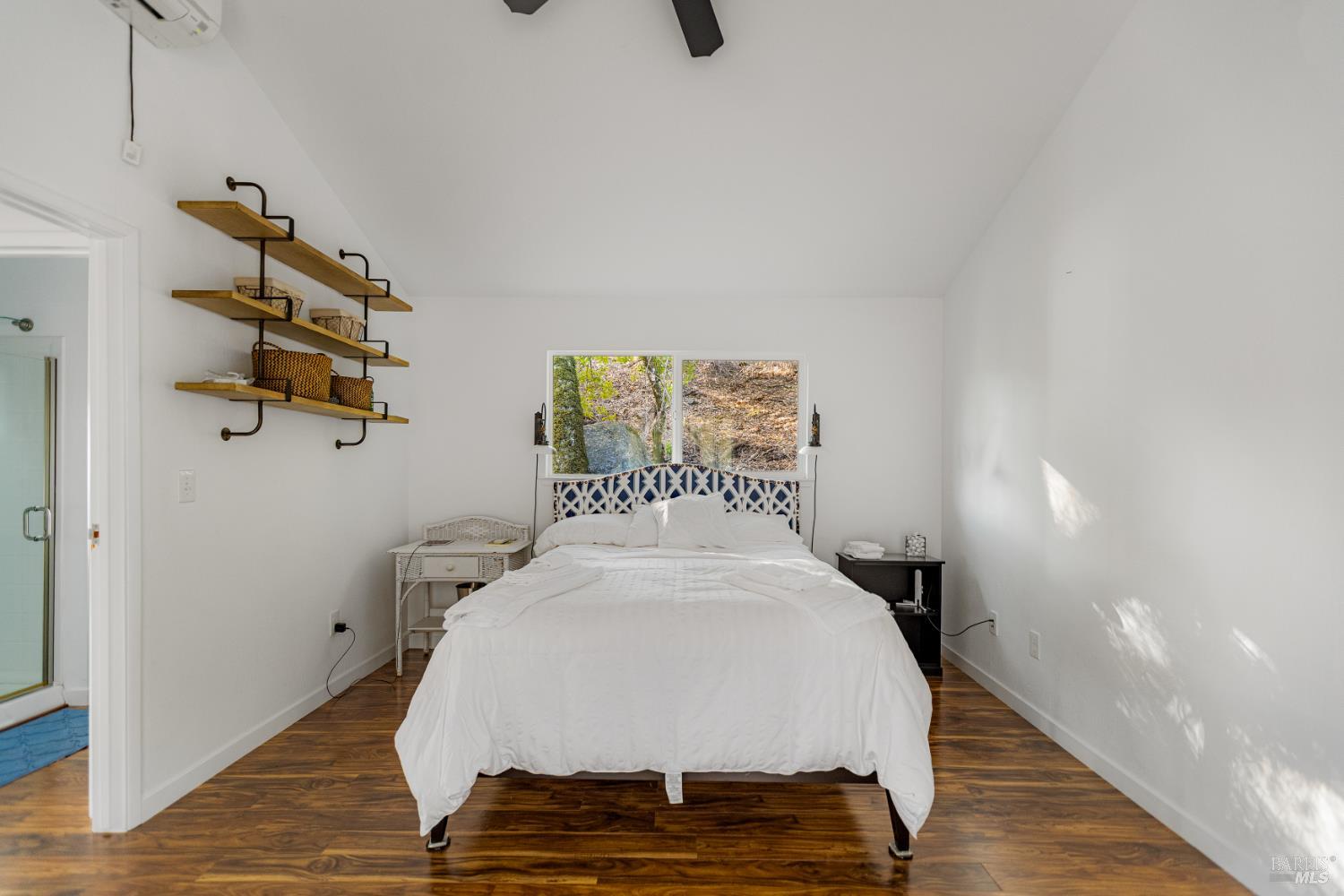 Detail Gallery Image 14 of 45 For 34201 Highway 128 Hwy, Cloverdale,  CA 95425 - 2 Beds | 2 Baths