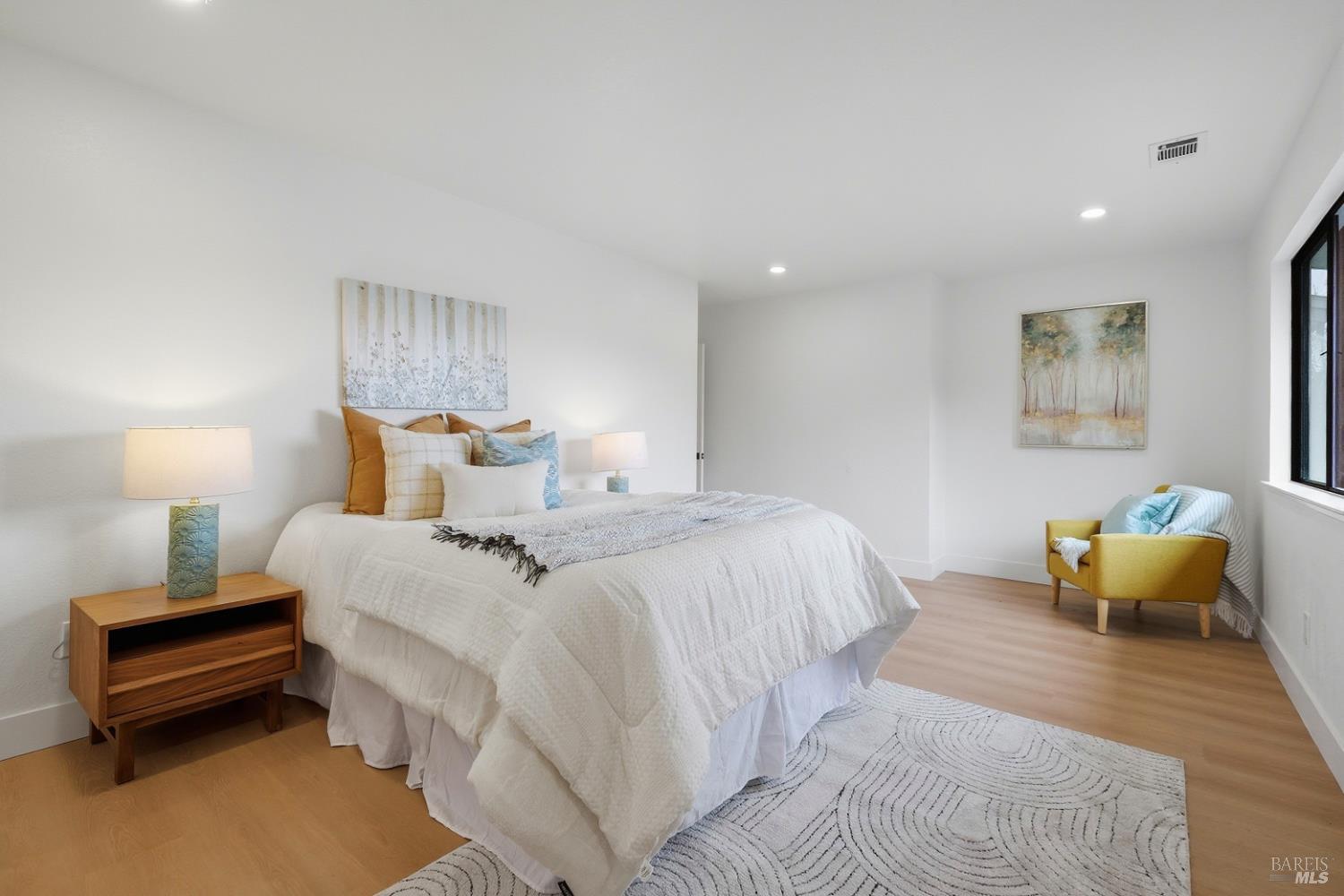 Detail Gallery Image 28 of 41 For 151 Kathy Ellen Ct, Vallejo,  CA 94591 - 5 Beds | 3 Baths