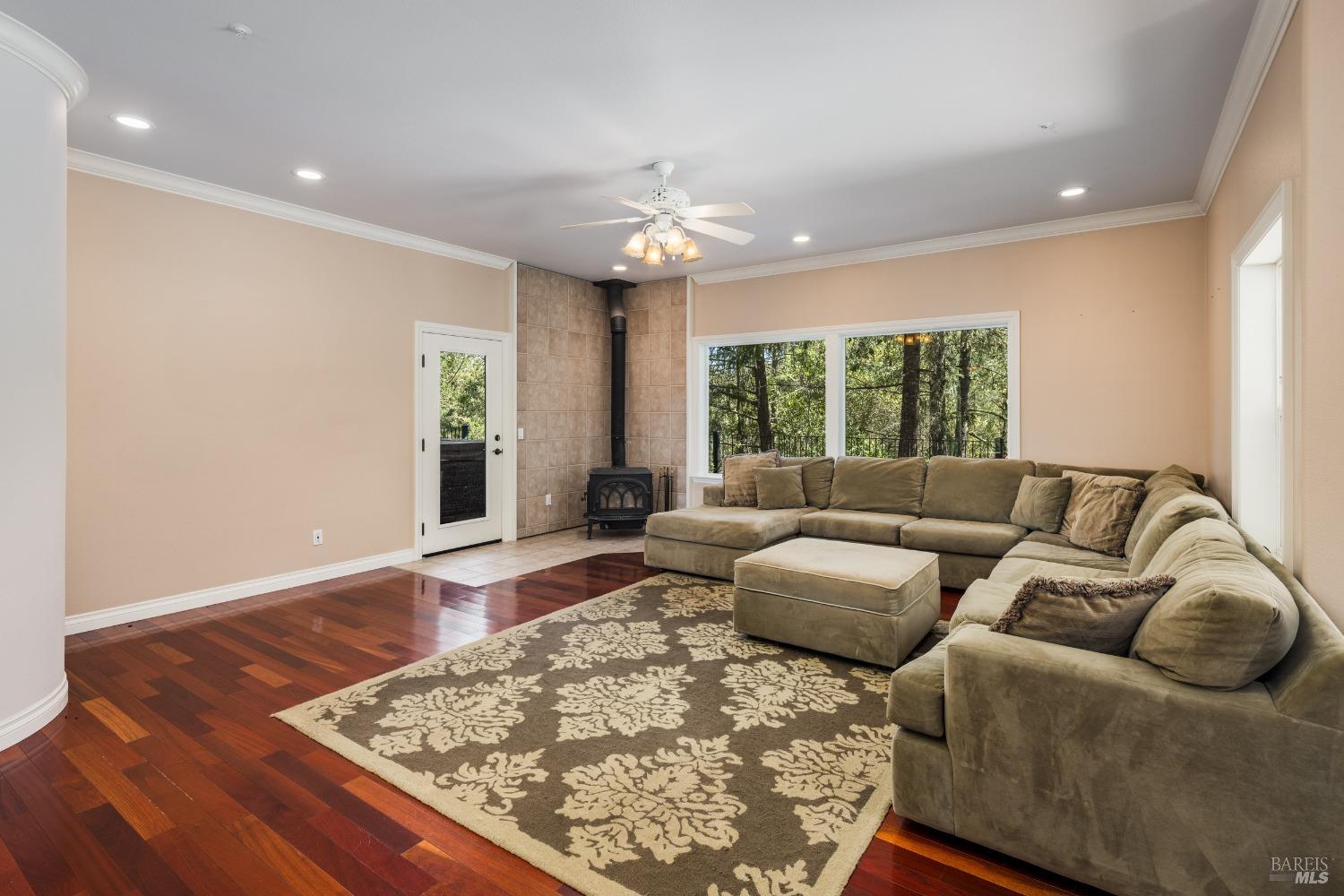 Detail Gallery Image 7 of 32 For 8930 Hwy 116 Unkn, Forestville,  CA 95436 - 3 Beds | 2/1 Baths