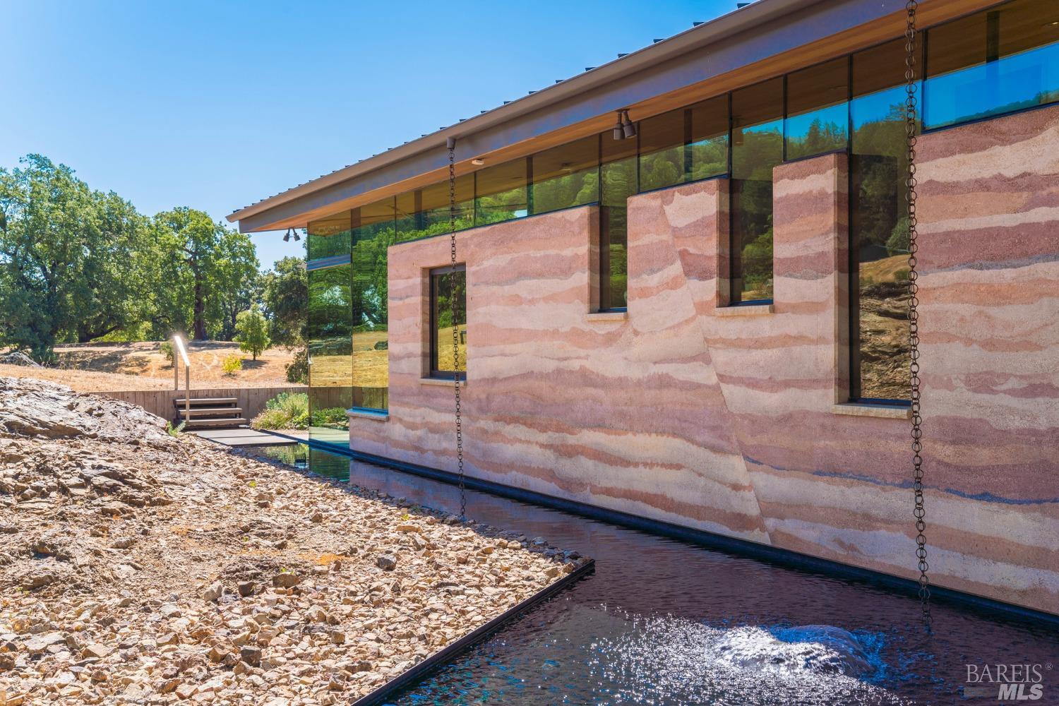 Detail Gallery Image 31 of 65 For 24000 Fig Tree Ln, Yorkville,  CA 95494 - 3 Beds | 2/1 Baths