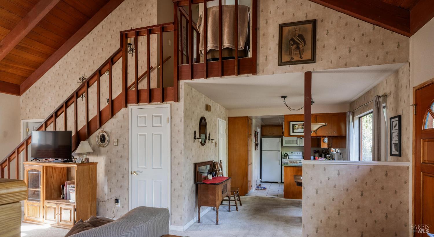 Detail Gallery Image 6 of 23 For 140 Buena Vista Ave, Point Reyes Station,  CA 94956 - 3 Beds | 2 Baths