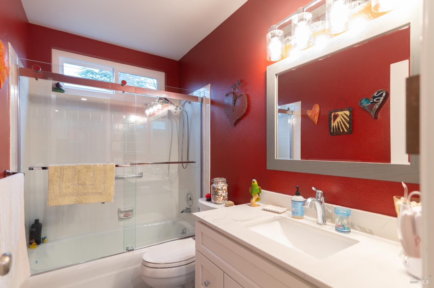 Detail Gallery Image 23 of 31 For 7140 Fairfield Dr, Santa Rosa,  CA 95409 - 2 Beds | 2 Baths