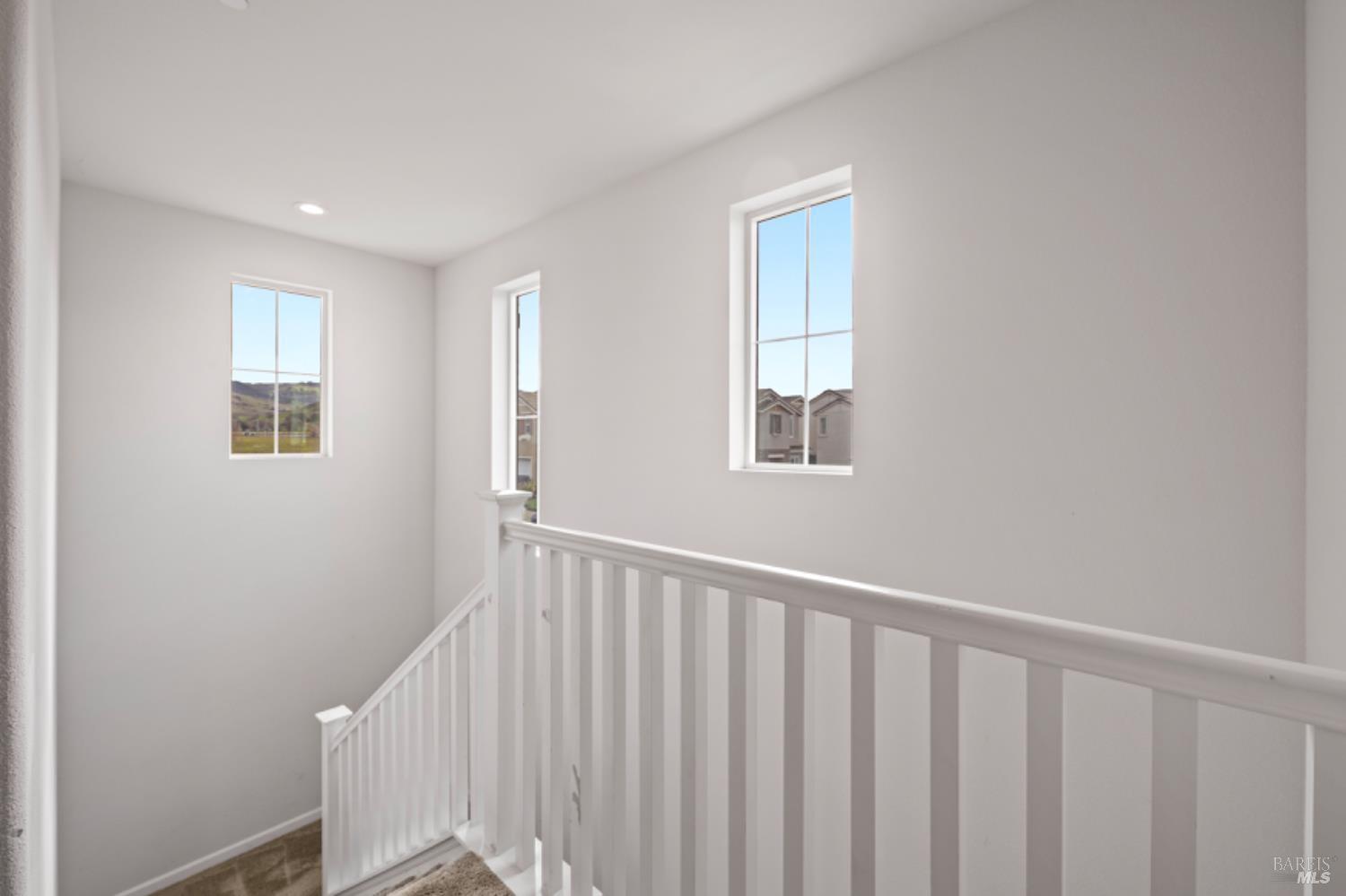 Detail Gallery Image 16 of 25 For 2148 Karen Pl, Rohnert Park,  CA 94928 - 4 Beds | 2/1 Baths