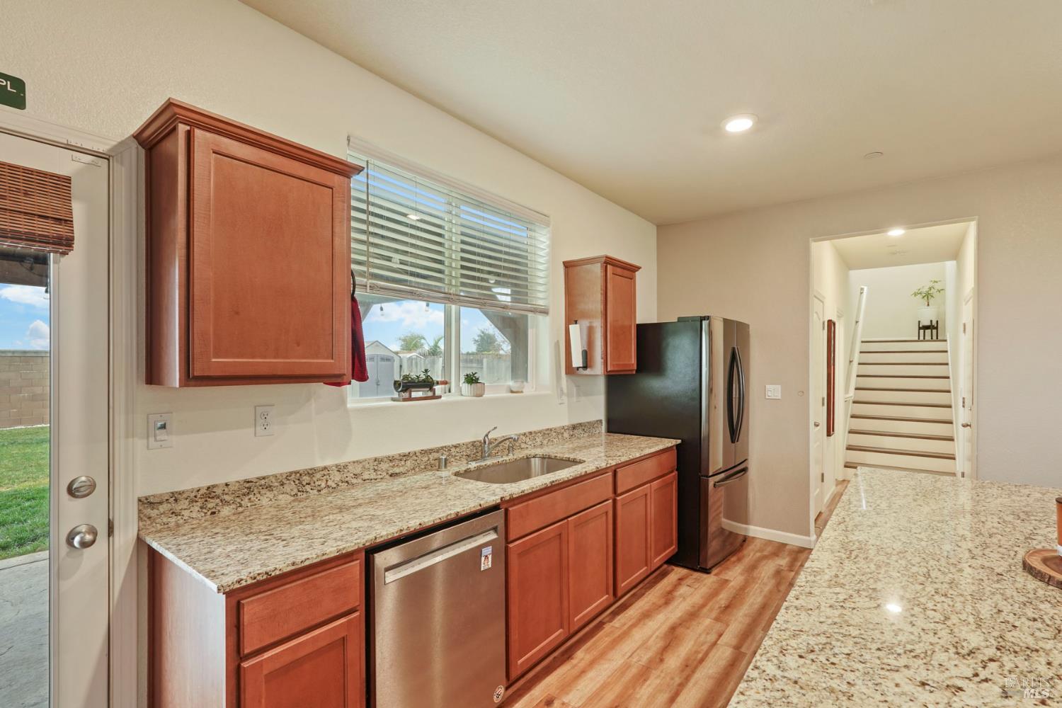 Detail Gallery Image 10 of 37 For 4725 Market Pl, Rio Vista,  CA 94571 - 4 Beds | 2/1 Baths