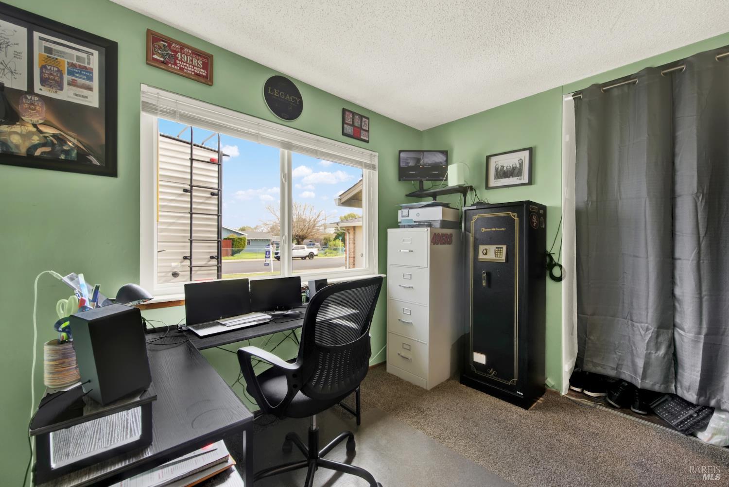 Detail Gallery Image 21 of 42 For 307 Trinity Dr, Vacaville,  CA 95687 - 3 Beds | 2 Baths