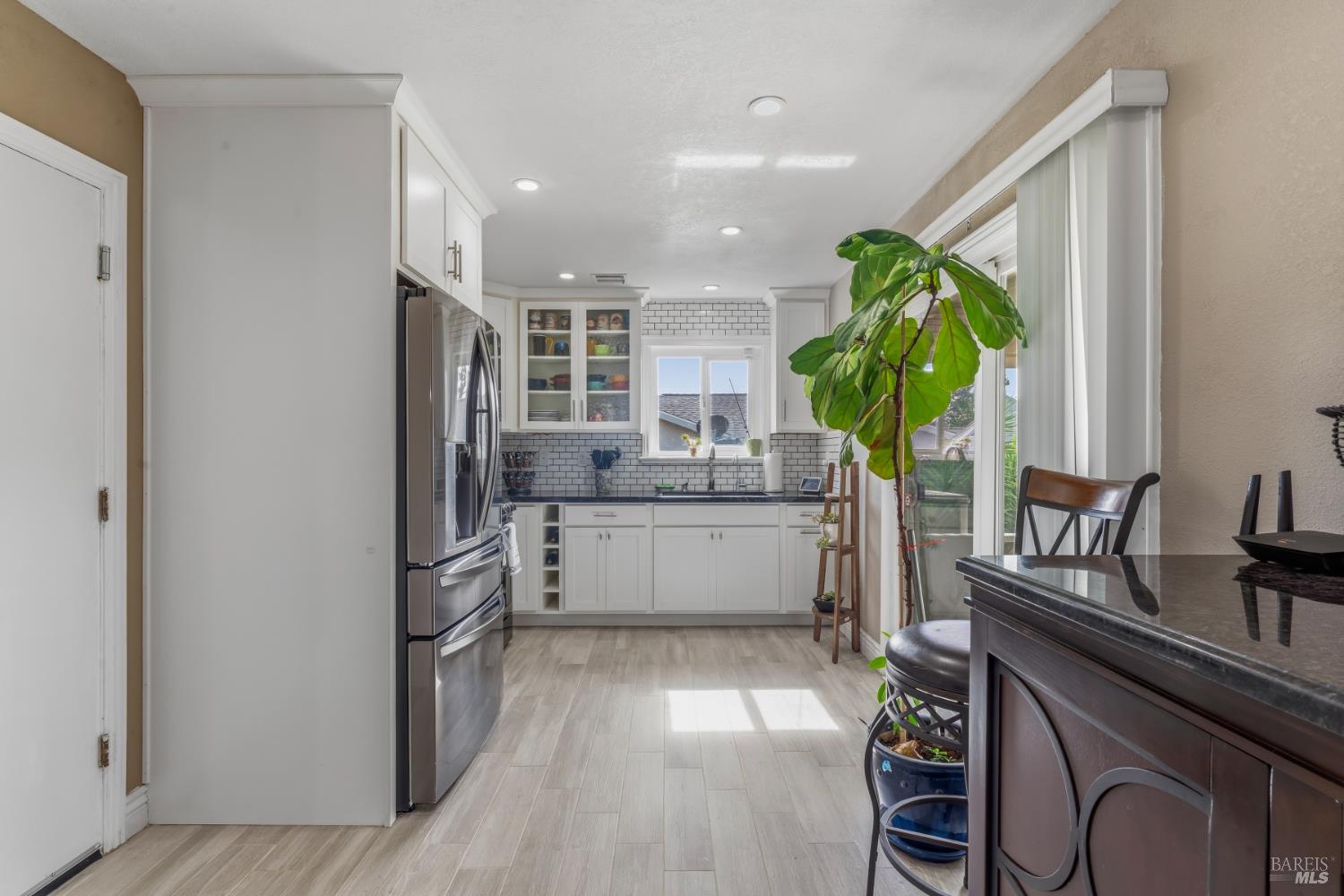 Detail Gallery Image 10 of 38 For 925 N Camino Alto Unkn, Vallejo,  CA 94589 - 3 Beds | 2 Baths