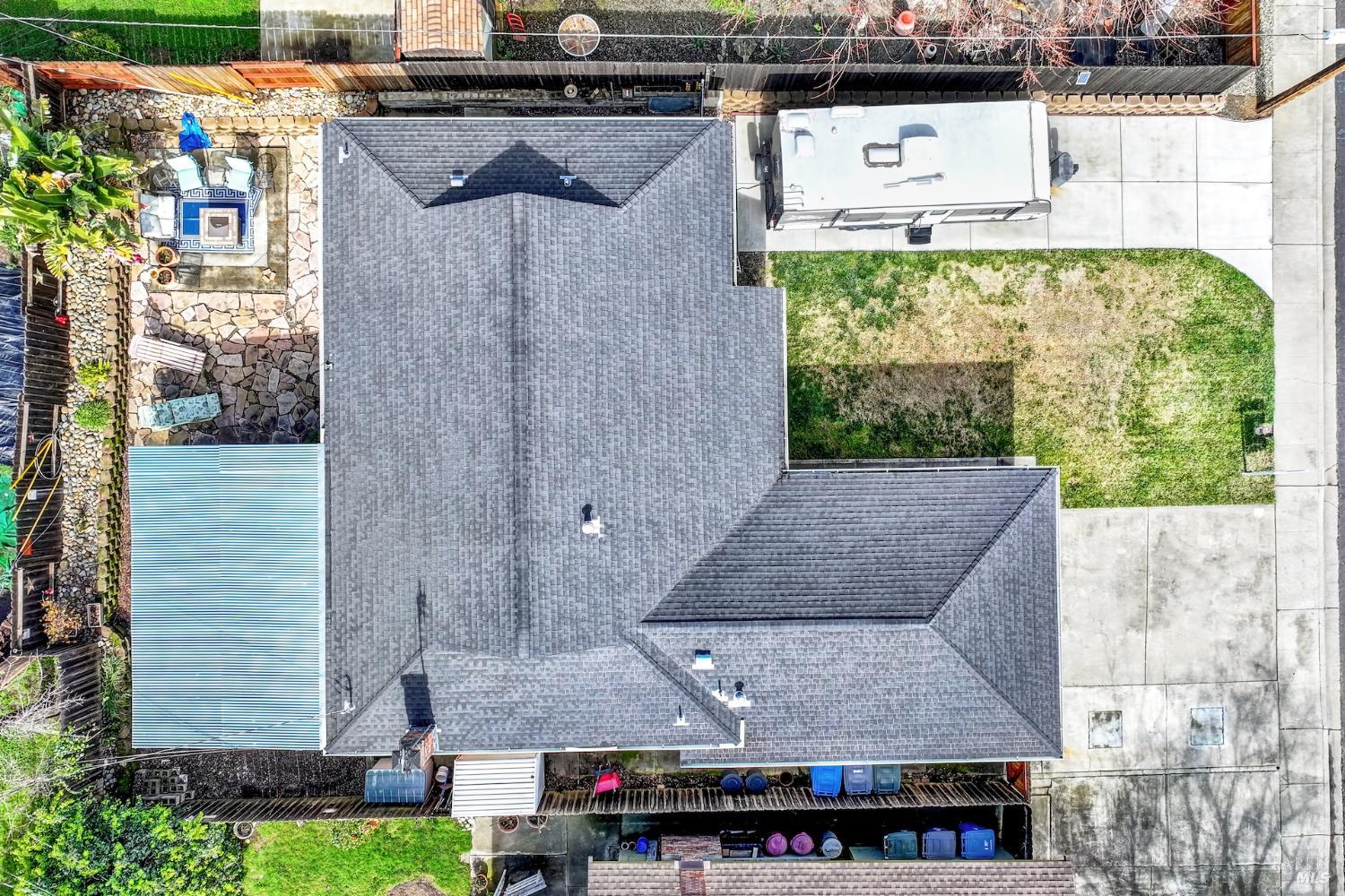 Detail Gallery Image 35 of 42 For 307 Trinity Dr, Vacaville,  CA 95687 - 3 Beds | 2 Baths