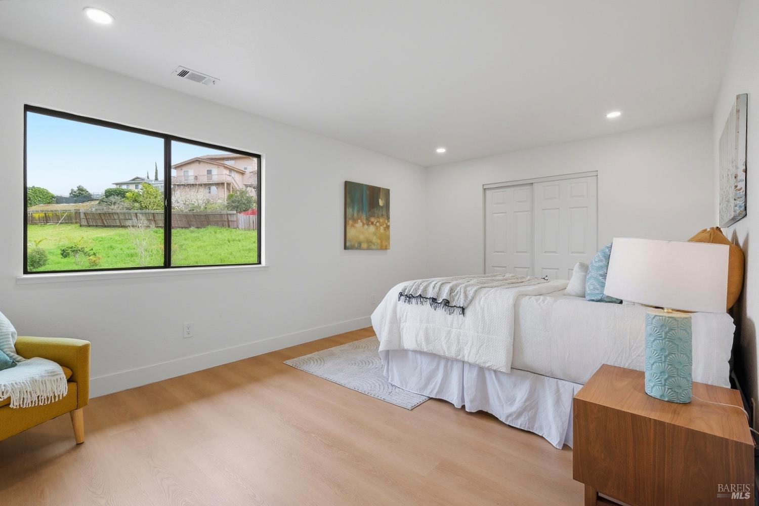 Detail Gallery Image 27 of 41 For 151 Kathy Ellen Ct, Vallejo,  CA 94591 - 5 Beds | 3 Baths