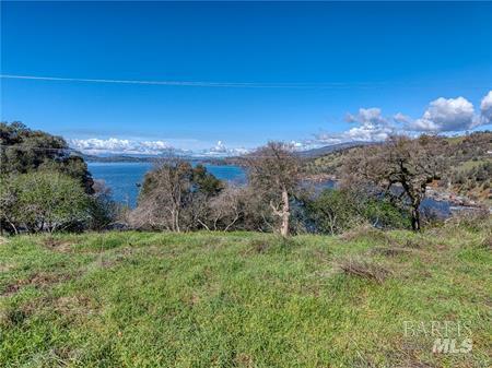 Detail Gallery Image 4 of 27 For 2960 Crestview Dr, Clearlake,  CA 95422 - – Beds | – Baths