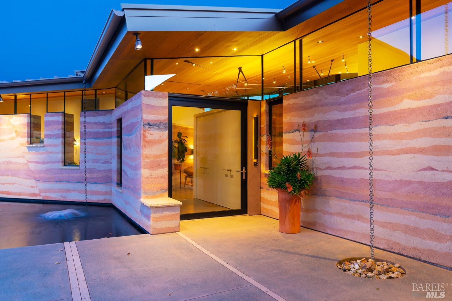 Detail Gallery Image 7 of 65 For 24000 Fig Tree Ln, Yorkville,  CA 95494 - 3 Beds | 2/1 Baths