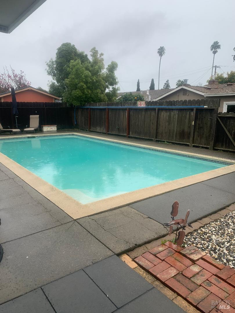 Detail Gallery Image 15 of 27 For 2581 Elm St, Napa,  CA 94558 - 3 Beds | 1 Baths