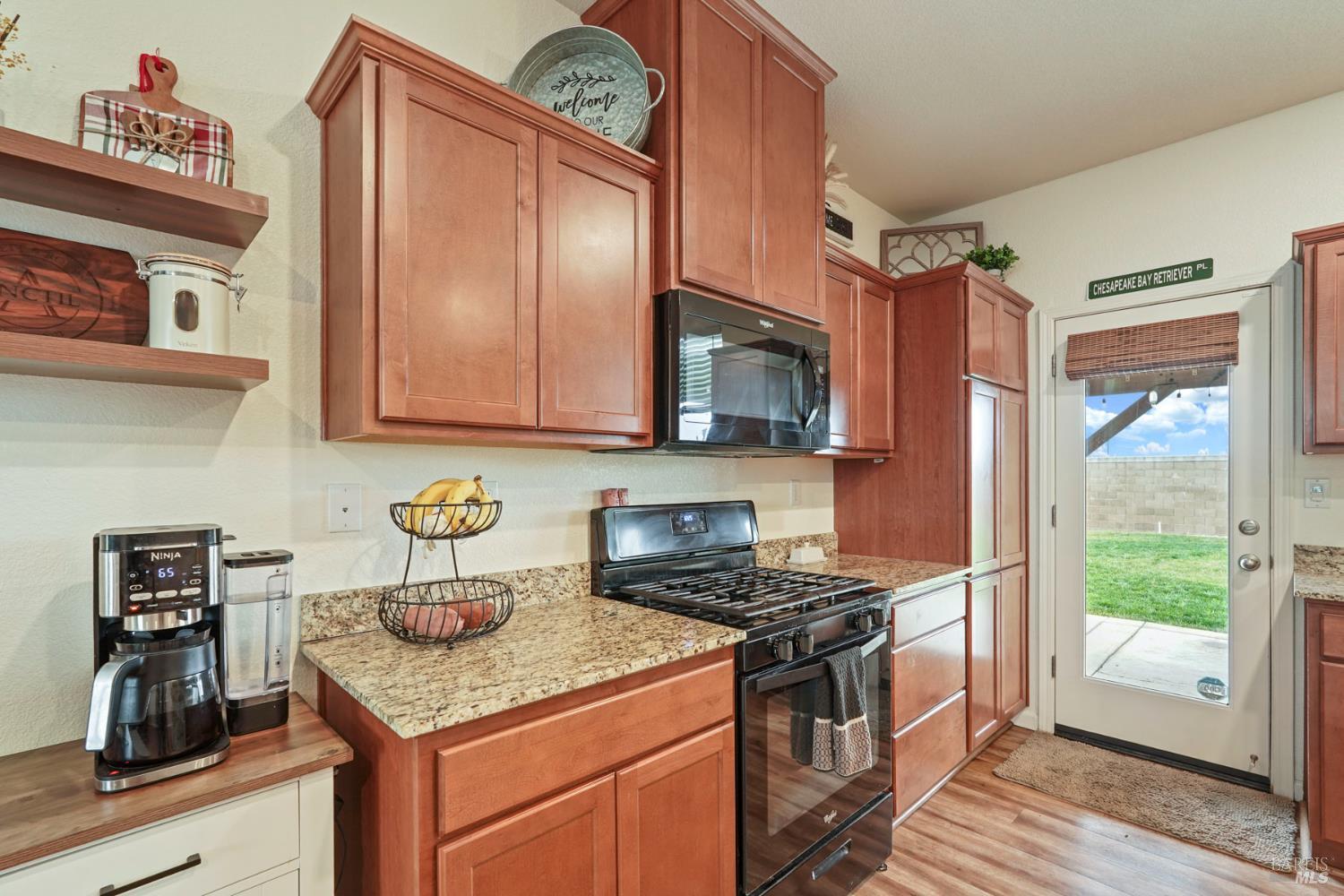 Detail Gallery Image 9 of 37 For 4725 Market Pl, Rio Vista,  CA 94571 - 4 Beds | 2/1 Baths