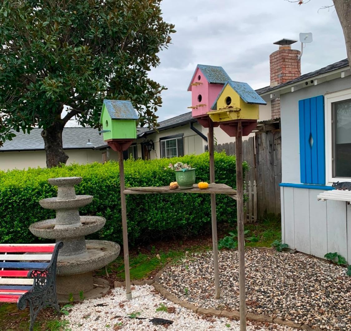 Detail Gallery Image 3 of 27 For 2581 Elm St, Napa,  CA 94558 - 3 Beds | 1 Baths