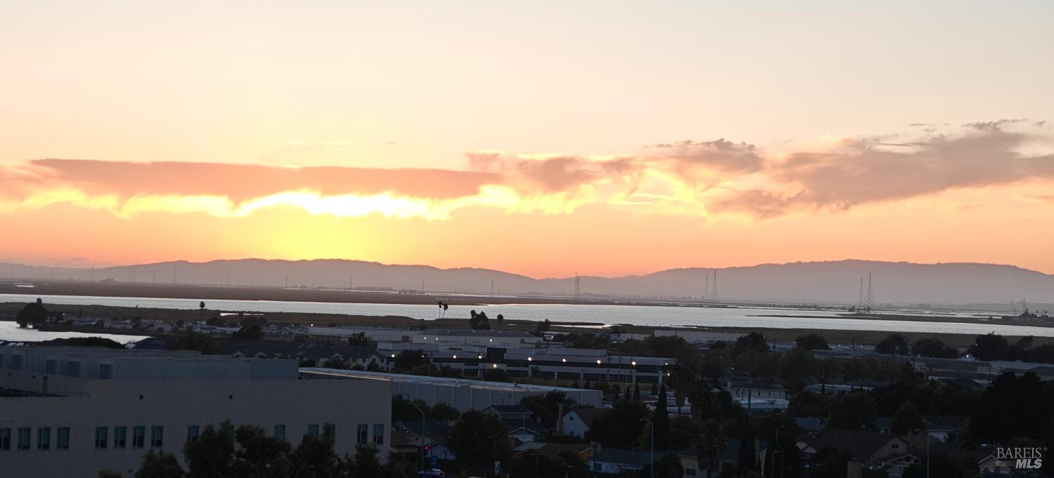 Detail Gallery Image 38 of 38 For 925 N Camino Alto Unkn, Vallejo,  CA 94589 - 3 Beds | 2 Baths