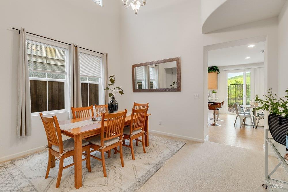 Detail Gallery Image 13 of 70 For 6606 Deerfield Dr, Vallejo,  CA 94591 - 4 Beds | 2/1 Baths