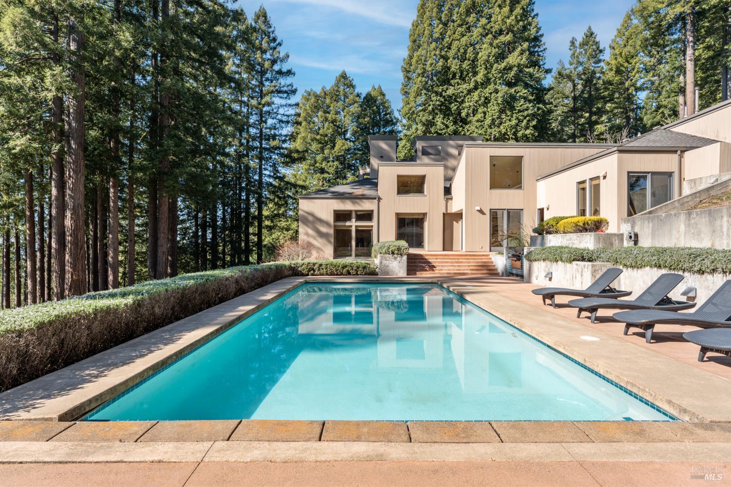 Detail Gallery Image 6 of 42 For 700 Holmes Ranch Rd, Philo,  CA 95466 - 3 Beds | 3 Baths