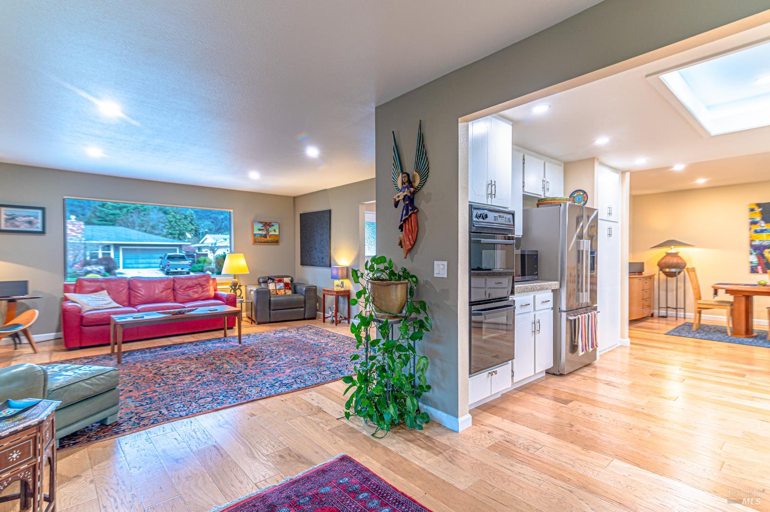 Detail Gallery Image 8 of 31 For 7140 Fairfield Dr, Santa Rosa,  CA 95409 - 2 Beds | 2 Baths