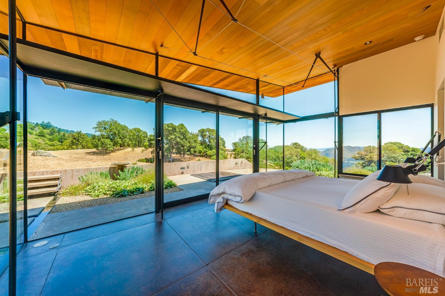 Detail Gallery Image 20 of 65 For 24000 Fig Tree Ln, Yorkville,  CA 95494 - 3 Beds | 2/1 Baths