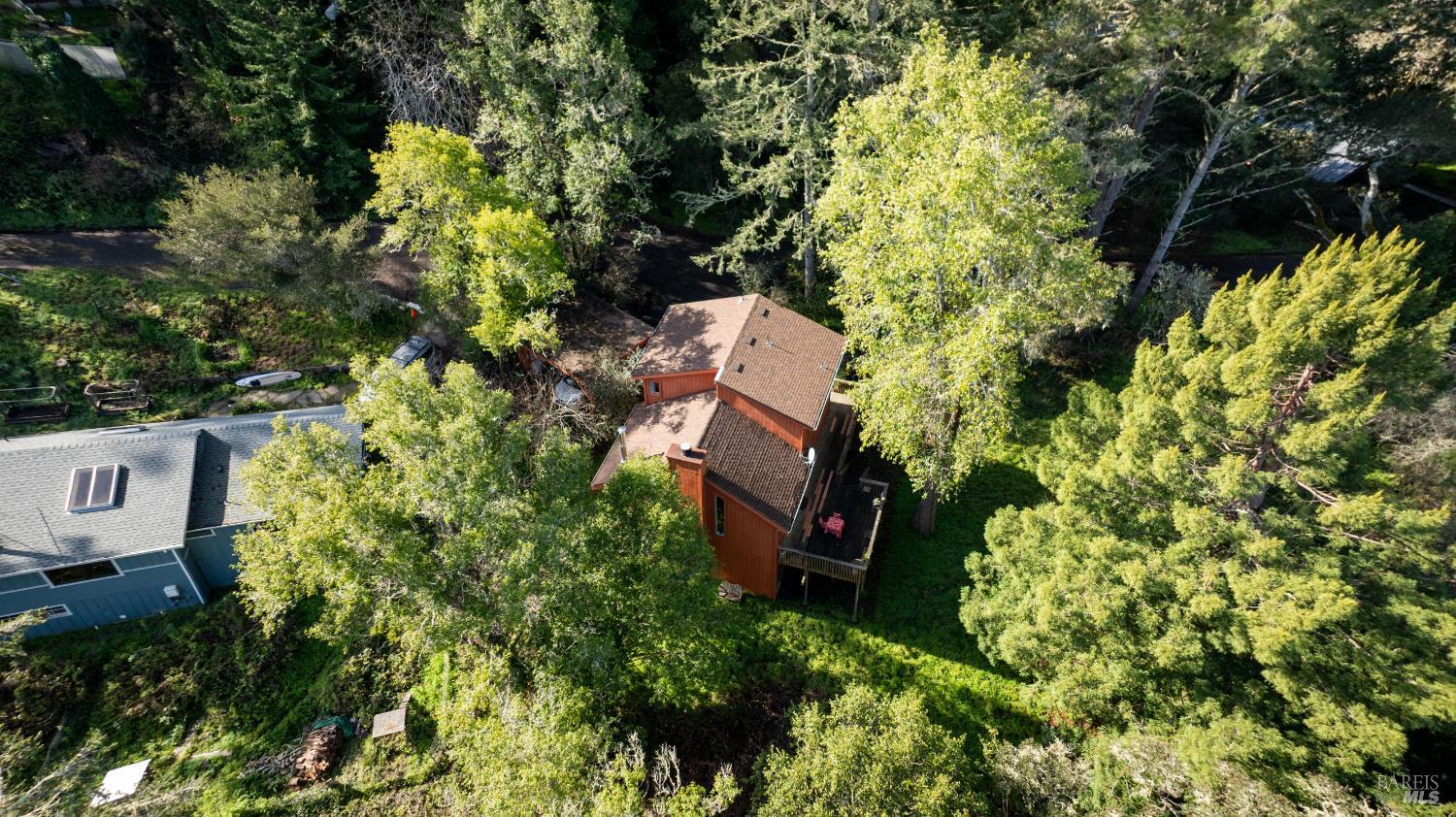 Detail Gallery Image 20 of 23 For 140 Buena Vista Ave, Point Reyes Station,  CA 94956 - 3 Beds | 2 Baths